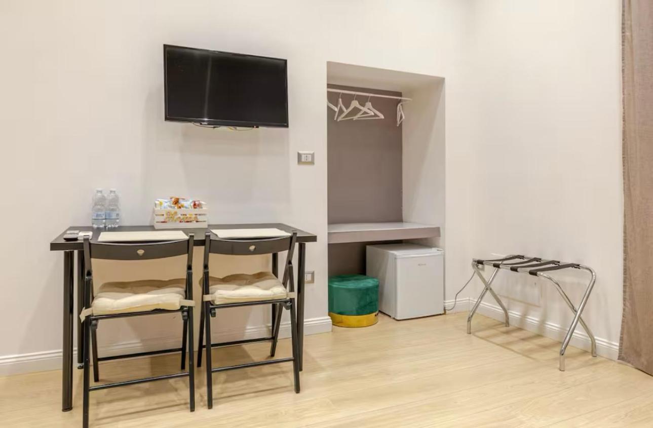 Nsh Apparthotel, Napoli Centro Exteriér fotografie